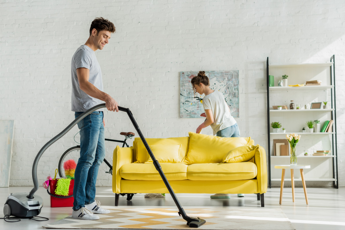 Fahrettin Altay Bayan Temizlikçi